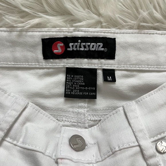 Ripped High-Waisted White Wash Jean Mini Skirt Size Medium - Picture 11 of 14